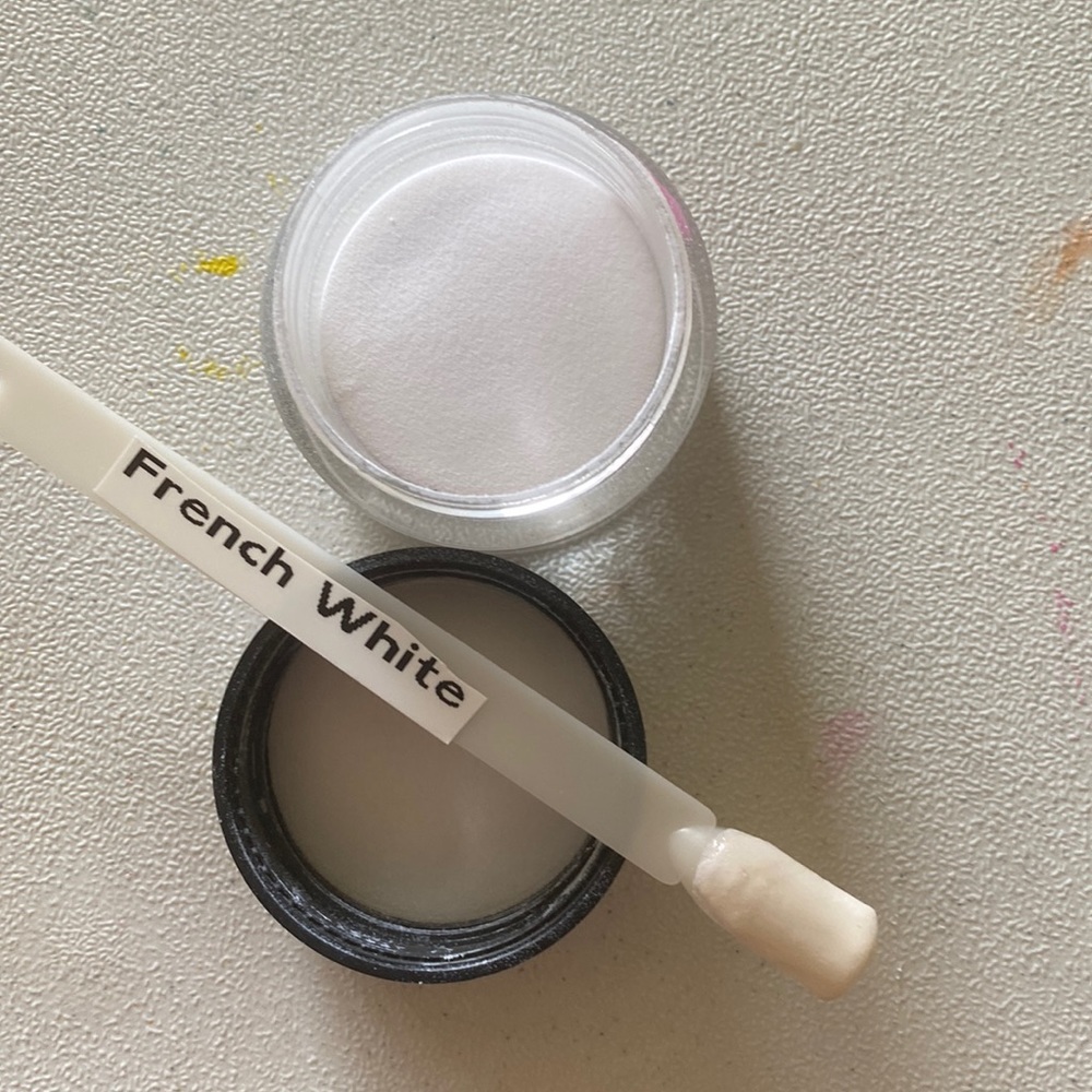 NEW French White Peppi Gel Dip Powder (1oz jar)